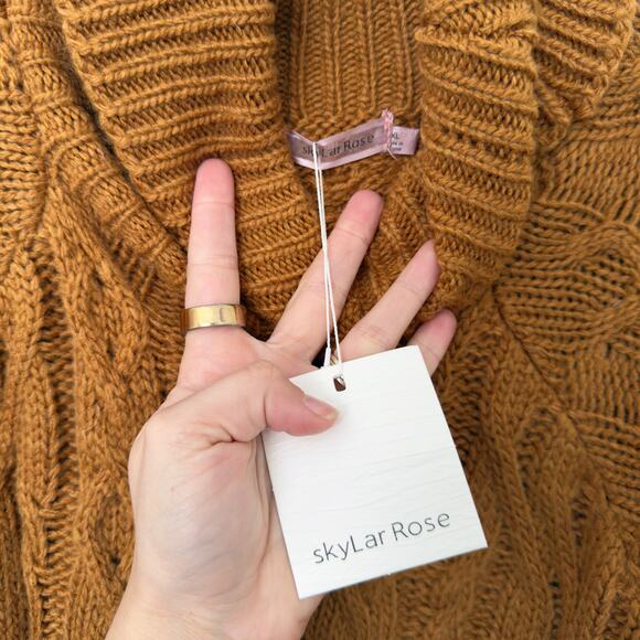 [Skylar Rose] VICI Once Upon A Fall Chunky Cable Knit Turtleneck Sweater NWT XL - Picture 11 of 12